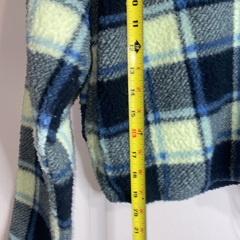 🎱American Eagle Plaid Pullover! - Picture 7 of 8